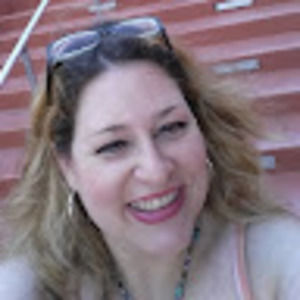 Meet your Posher, Maite